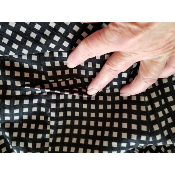 Elle Mid Rise Black & White Check Straight Leg Cropped Pants Women's Size 2 - Picture 7 of 16